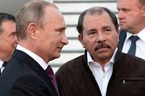 Putin dnes pozměnil plány své latinskoamerické cesty a cestou z Kuby do Argentiny nečekaně přistál v Nikaragui. 
