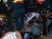 Na nejméně 70 mrtvých a přes 340 zraněných vzrostla bilance nedělního útoku sebevražedného atentátníka v pákistánském Láhauru. 