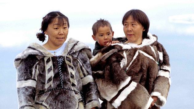 Tradiční oblečení Inuitů