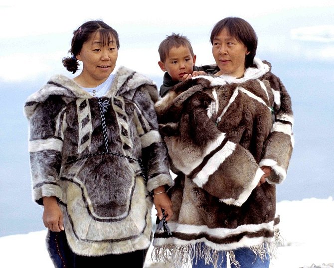 Tradiční oblečení Inuitů