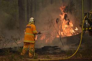 Austrálii trápí požáry