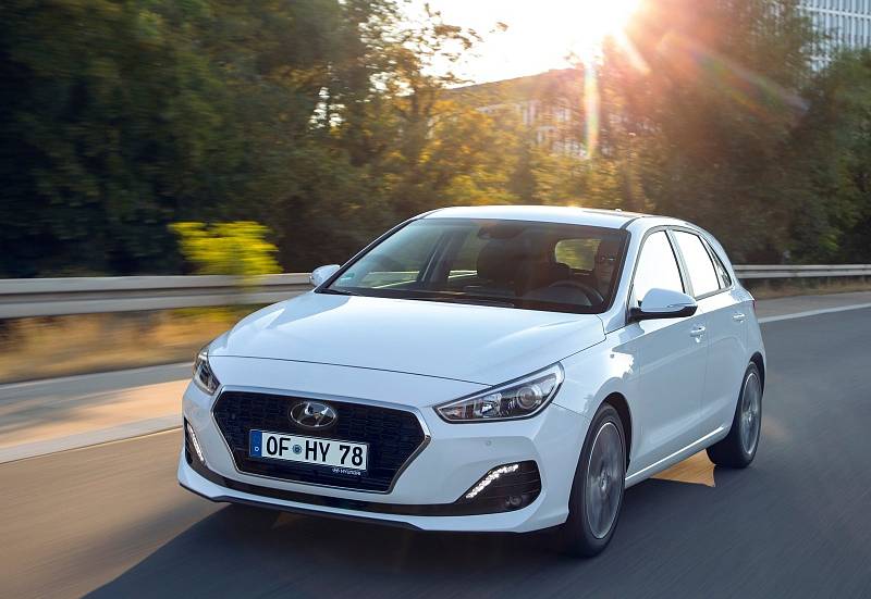 Hyundai i30 celkem na 349 990 Kč