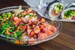 The Hawaiian poké bowl is currently one of the biggest trends in gastronomy.