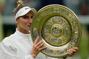 Markéta Vondroušová vyhrála Wimbledon