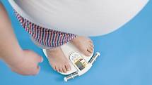 „Pokud je hodnota BMI vyšší než 30, jde už o obezitu. Člověk si v takovém případě zadělává i na komplikace v oblasti reprodukce,“ vysvětluje MUDr. Kateřina Veselá, Ph.D., ředitelka reprodukční kliniky Repromeda