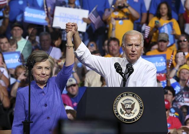 Joe Biden a Hillary Clintonová
