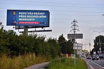 Předvolební billboard Andreje Babiše v Praze