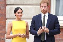 Princ Harry s manželkou Meghan si údajně procházejí krizí.