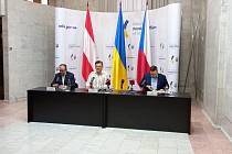 Šéf české diplomacie Jan Lipavský na tiskové konferenci v ukrajinském Kyjevě 