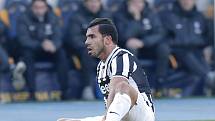 Kanonýr Juventusu Carlos Tévez.