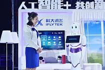 Robot překladatel společnosti iFlytek