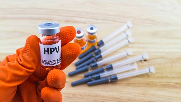 HPV: Očkování sníží riziko onemocnění o 93 procent.
