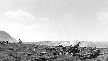 Čtvrtý oddíl americké námořní pěchoty na plážích Iwodžimy