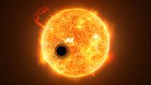 Vizualizace soustavy s exoplanetou WASP-107b. Ta představuje plynného obra, obíhajícího zblízka vysoce aktivní hvězdu vzdálenou asi 200 světelných let od Země