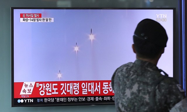 Severní Korea odpálila další tři balistické rakety.