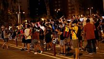 Protesty fanoušků proti vedení poté, co Lionel Messi ohlásil, že chce odejít z Barcelony.