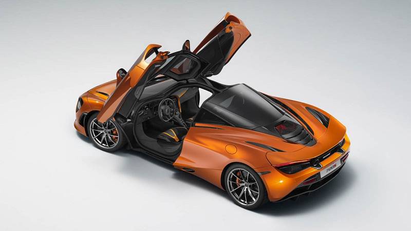McLaren 720S.