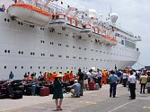 Přistání lodi Costa Allegre na Seychelech