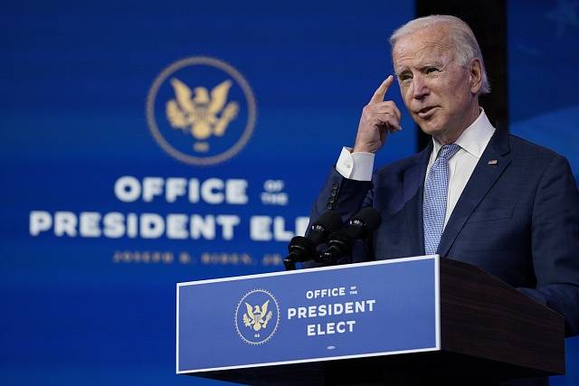 Vítěz amerických prezidentských voleb Joe Biden promluvil po vpádu příznivců Donalda Trumpa do Kapitolu k národu