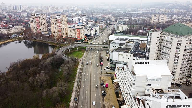 Panoramatický pohled z dronu na Kišiněv.