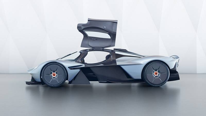 Aston Martin Valkyrie.