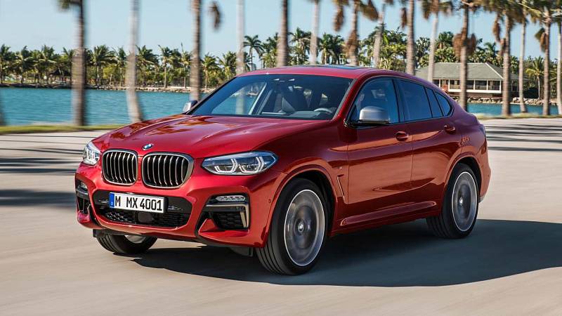 BMW X4.