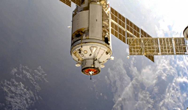 Ruský víceúčelový modul pojmenovaný Nauka před připojením k Mezinárodní vesmírné stanici ISS 29. července 2021