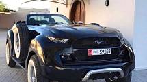 Ford Mustang 4x4.