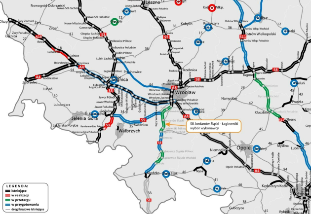 Část S8 z Wroclawi do Kladska by měla být kompletní do roku 2033. Kromě čtyř silničních pruhů bude její součástí i havarijní pás, v některých úsecích bude ponechána rezerva na možnou dostavbu třetích pruhů.