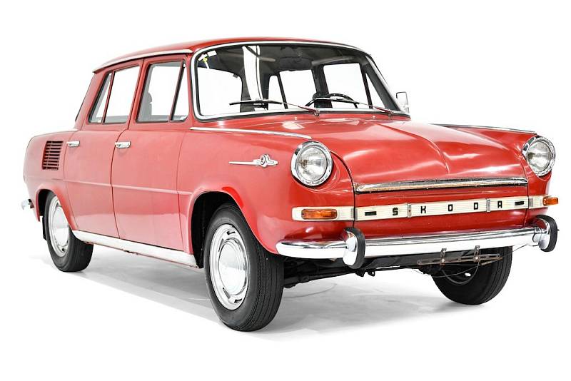 Škoda 1100MB DE Luxe - 1968 (2202 AUD)