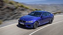 BMW M5.