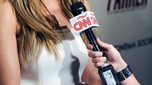Rozhovor CNN - Mikrofon americké stanice CNN