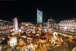 Jednou z nejpopulárnějších atrakcí vánočních trhů v Lipsku je vyhlídkové ruské kolo.