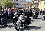 Spanilá jízda motorkářů dorazila v neděli po poledni do Poděbrad.