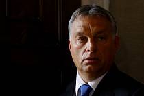 Pomoc s ochranou státních hranic by měly „slušně nabídnout" Řecku ostatní země Evropské unie ve chvíli, kdy to Atény samy nezvládají. Při příchodu na dnešní mimořádný summit EU k migrační problematice to prohlásil maďarský premiér Viktor Orbán. 