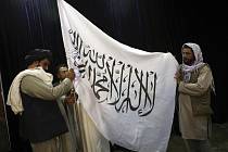 Vlajka hnutí Tálibán. Ilustrační snímek
