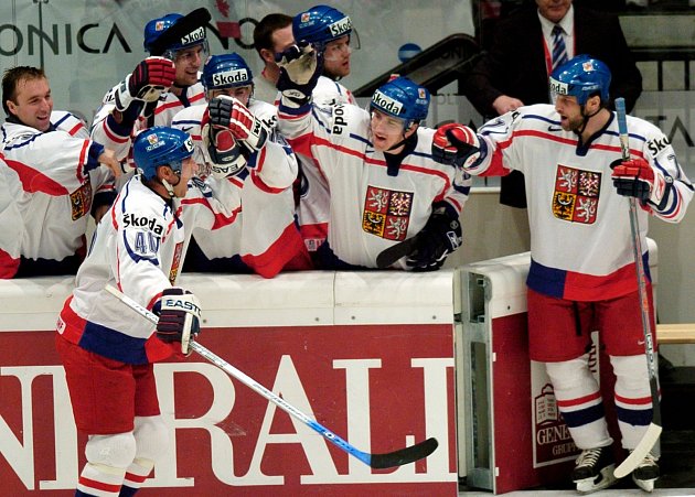 Čeští hokejisté dotáhli své tažení Vídní až ke zlatým medailím.