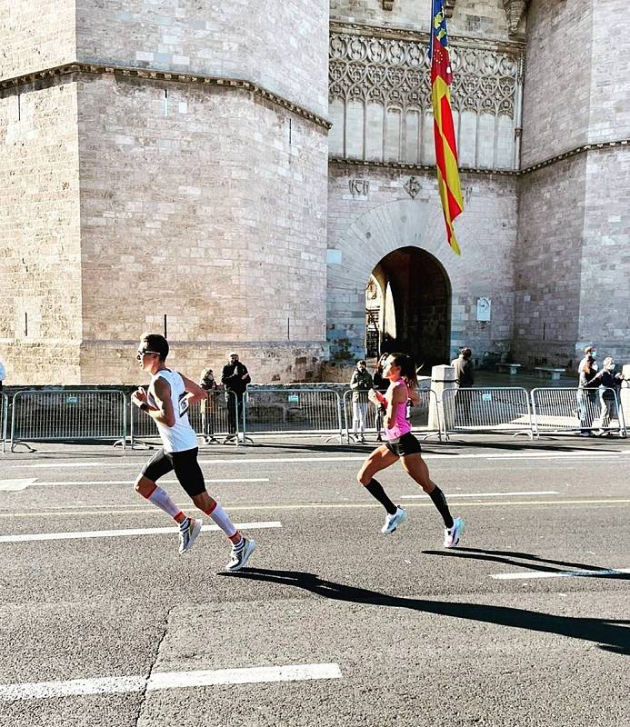 Marcele Joglové pomohl k rychlému času ve Valencii David Vaš