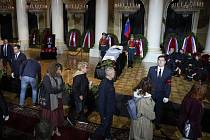 Poslední rozloučení s bývalým vůdcem Sovětského svazu Michailem Gorbačovem ve Sloupové síni Domu odborů v Moskvě, 3. září 2022.