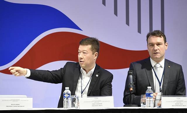 Předseda SPD Tomio Okamura, místopředseda Radim Fiala