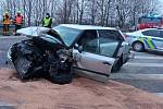 Srážka dvou osobních aut u Mohelnice na Šumpersku si 8. ledna 2022 vyžádala život řidiče jednoho z nich. Řidička druhého vozu a její spolujezdec jsou zranění.