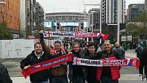 Fanoušci z Pardubického kraje na zápase Česka s Anglií ve Wembley.
