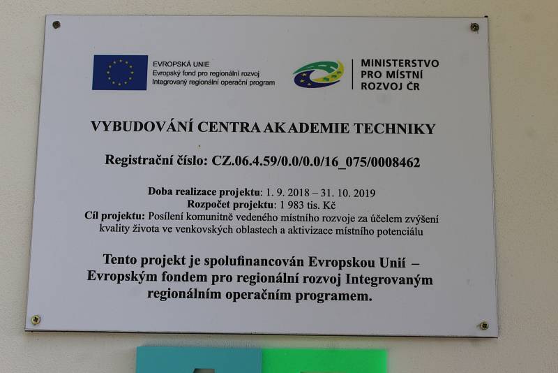 Rakovnická Akademie techniky 4.0 je moderní vzdělávací a inovační centrum pro děti, žáky, studenty a pedagogy škol