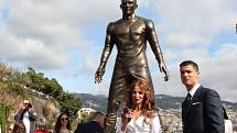 Cristiano Ronaldo má na Madeiře sochu