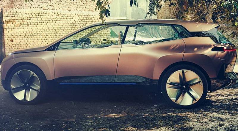 BMW iNext