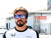 Fernando Alonso prošel závěrečnými lékařskými prohlídkami a po nehodě může startovat ve Velké ceně Malajsie.