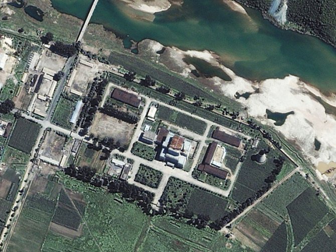  Severní Korea dnes oznámila, že plně obnovila provoz v jaderném komplexu v Jongbjonu, který je považován za hlavní zdroj plutonia, jež KLDR používá k výrobě jaderných zbraní. 