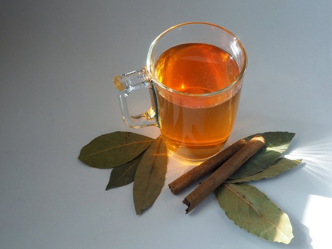 Příprava čaje, který dokáže pročistit střeva, pomůže tělu vypořádat se s běžnými zažívacími problémy a stimulovat hubnutí, je jednoduchá.