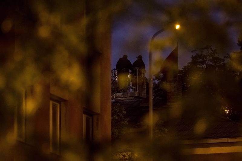 Policie zasahovala kvůli údajné bombě 24. května v centru Klinika na pražském Žižkově.