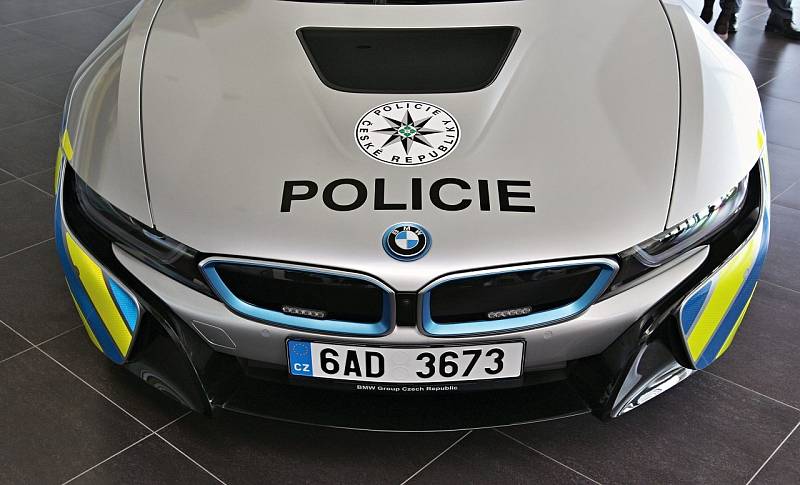 BMW i8 ve službách Policie ČR.